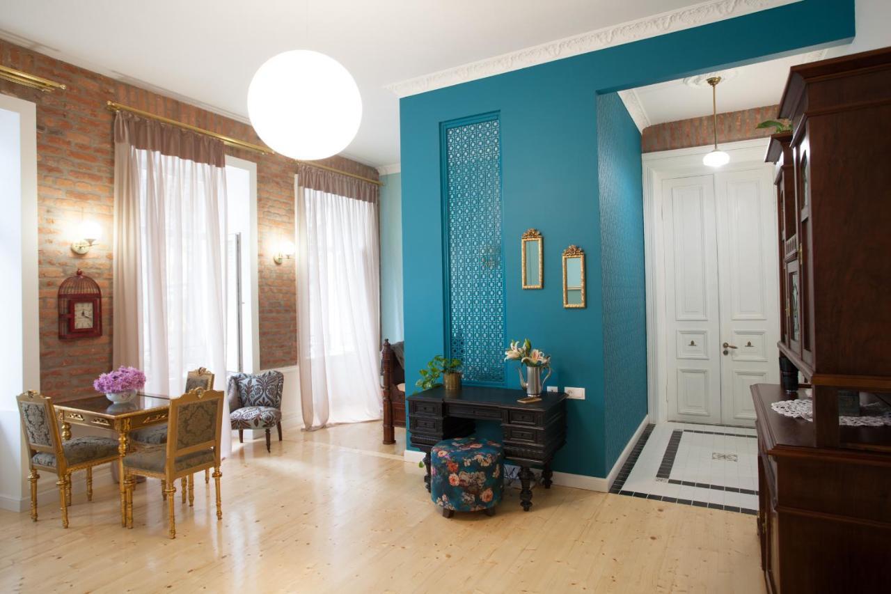 Appartement House By The Opera à Tbilissi Extérieur photo